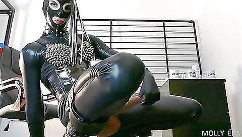 Teeny gets fucked by her boss