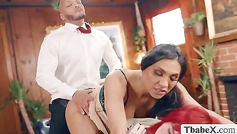 Hawt sweetheart gives a hot blowjob