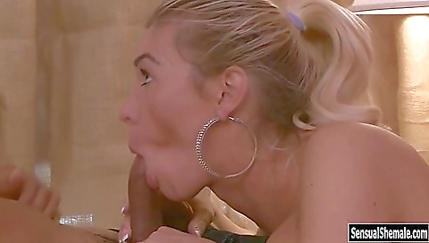 Sexy chick on a hawt interested cock