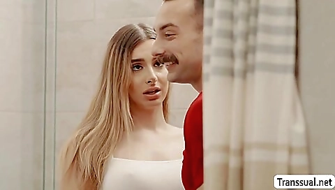 Tael dreamtranny and anal fuck with a massage