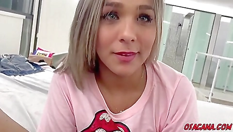 Married girl fucks her boyfriend